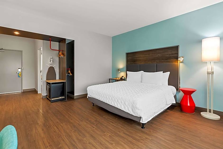 Tru by Hilton Aloha Beaverton