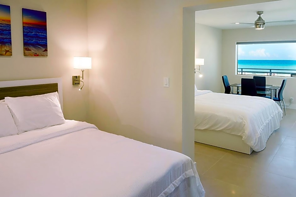 Diane Oceanfront Suites