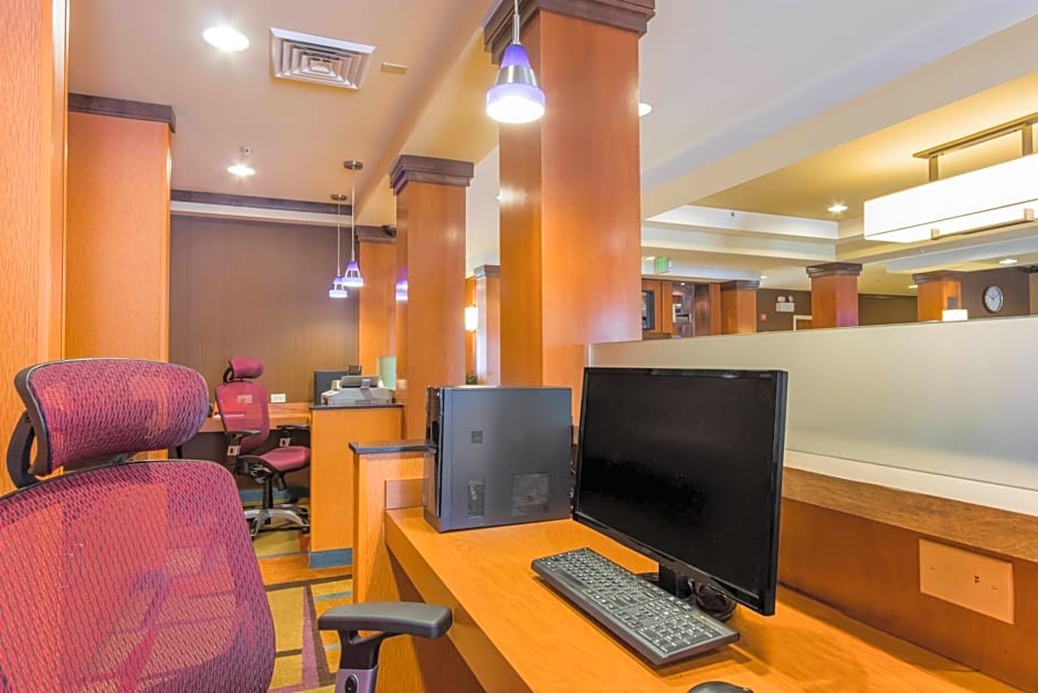 Fairfield Inn & Suites Columbia