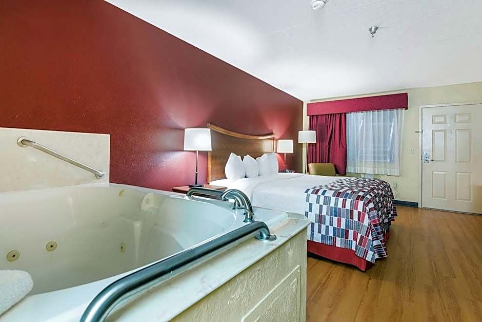 Red Roof Inn Conroe North Willis