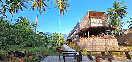 Natuna Dive Resort
