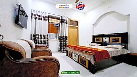 Lord Krishna Home Stay Mathura