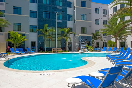 Staybridge Suites - Naples - Marco Island, an IHG Hotel