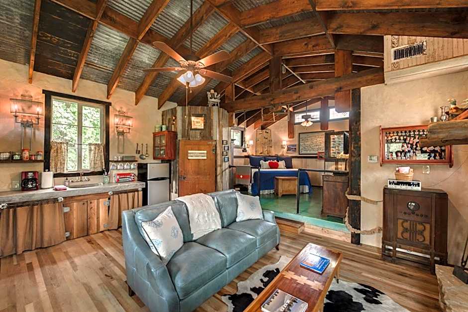 Photo 1 of 13 of Superior Chalet