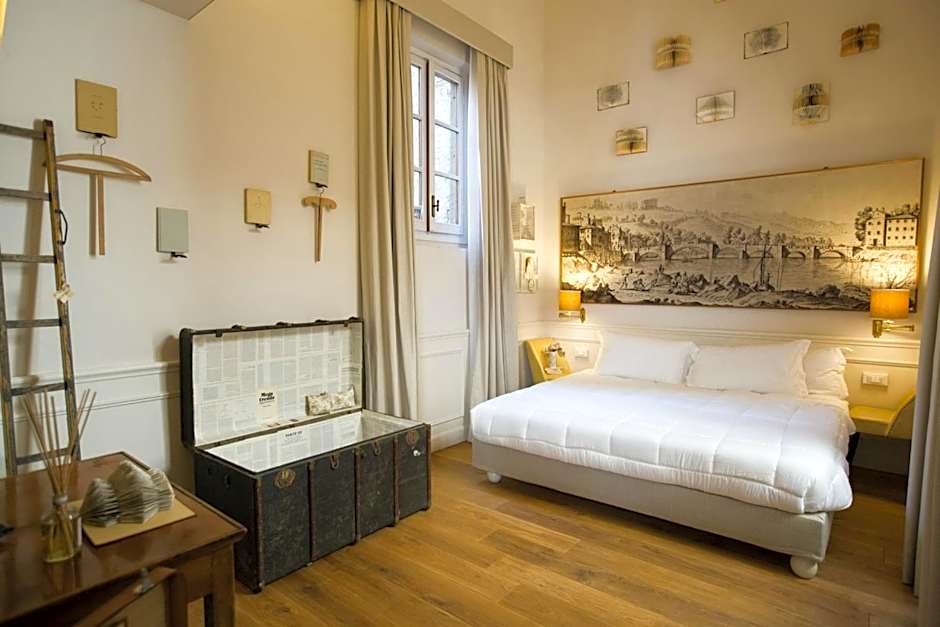 Soprarno Suites