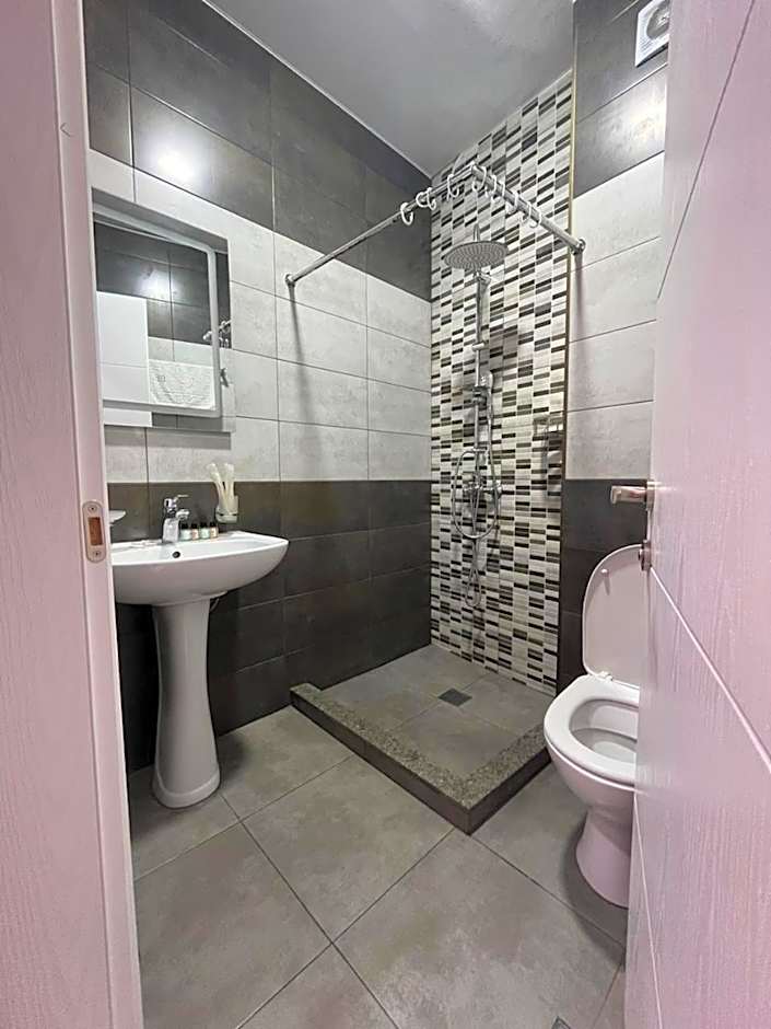 MAHALI HOTEL