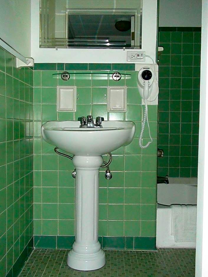 Murray Inn and Art Gallery