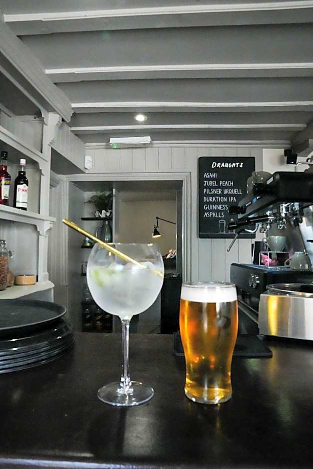 The Chequers Inn, Thornham