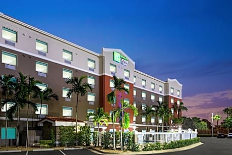 Holiday Inn Express Hotel & Suites Pembroke Pines Sheridan Street By IHG