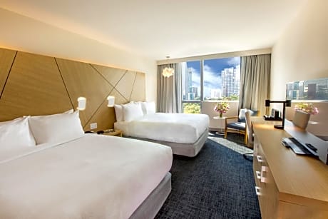Superior Queen Room with Two Queen Beds and Roll-In Shower - City and Park View/Mobility Accessible