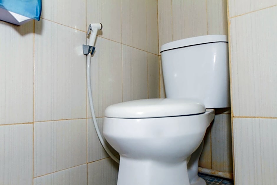 RedDoorz Plus @ Surapati 2