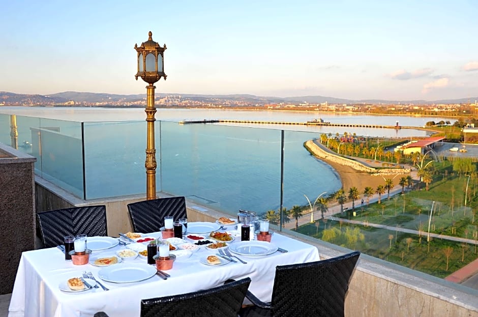 Wellborn Luxury Hotel