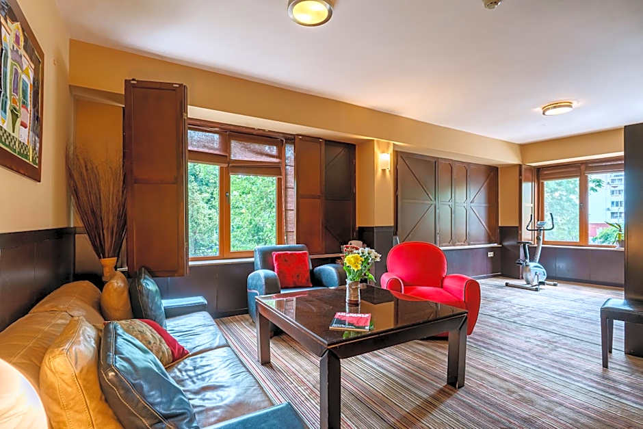 Hotel Ego - Parking Available - Top Central Location