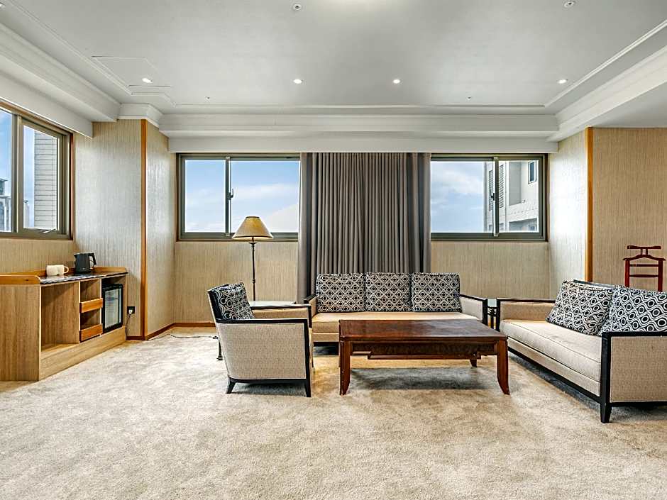 CHECK inn Select Tainan Yongkang