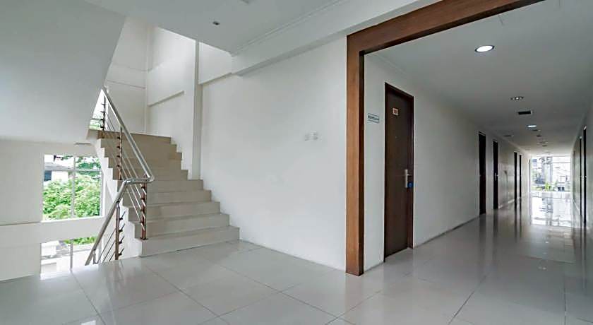 Urbanview Hotel Syariah Dapen Pontianak by RedDoorz