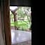 Tingala Lodge - Bed in the Bush