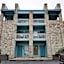 Affordable SPI family condo - walking distance to the beach, Sleeps 6, Third Floor, 2025 Traveler Award