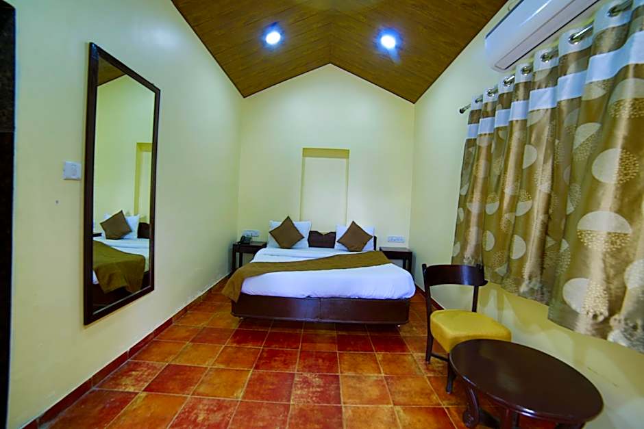 The Colonial Manek Manor by SAH