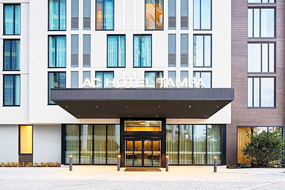 AC Hotel by Marriott Tampa Airport