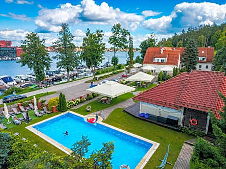 Amax Boutique Hotel
