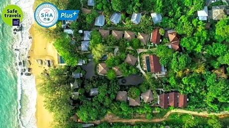 Khaolak Wanaburee Resort