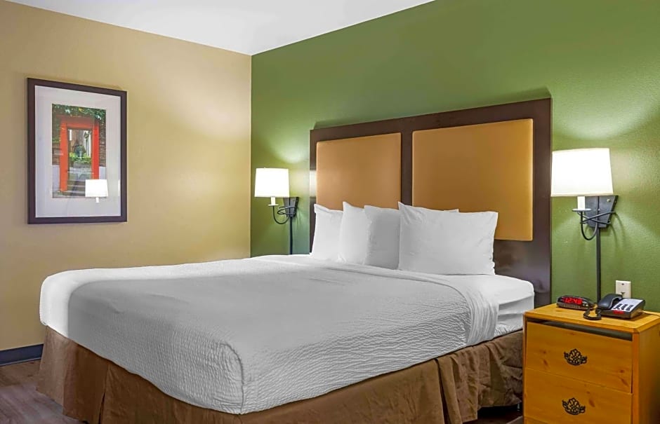 Extended Stay America Suites - Boston - Waltham - 32 4th Ave.