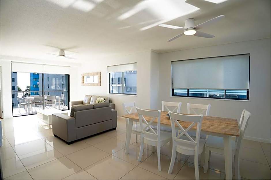 Seamark On First Resort