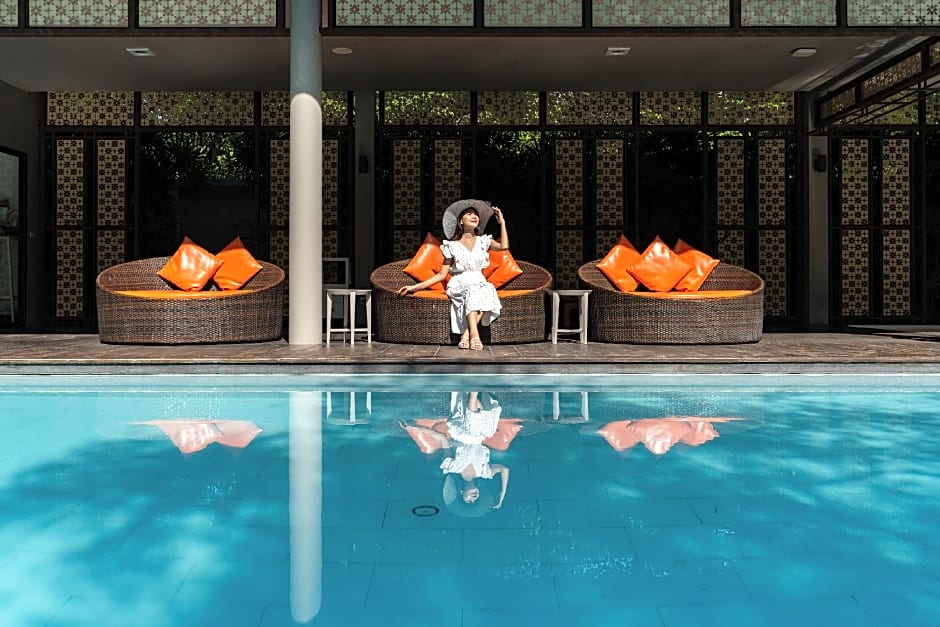 Proud Phuket Hotel (SHA Plus)