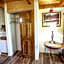 The Boulder Creek Lodge