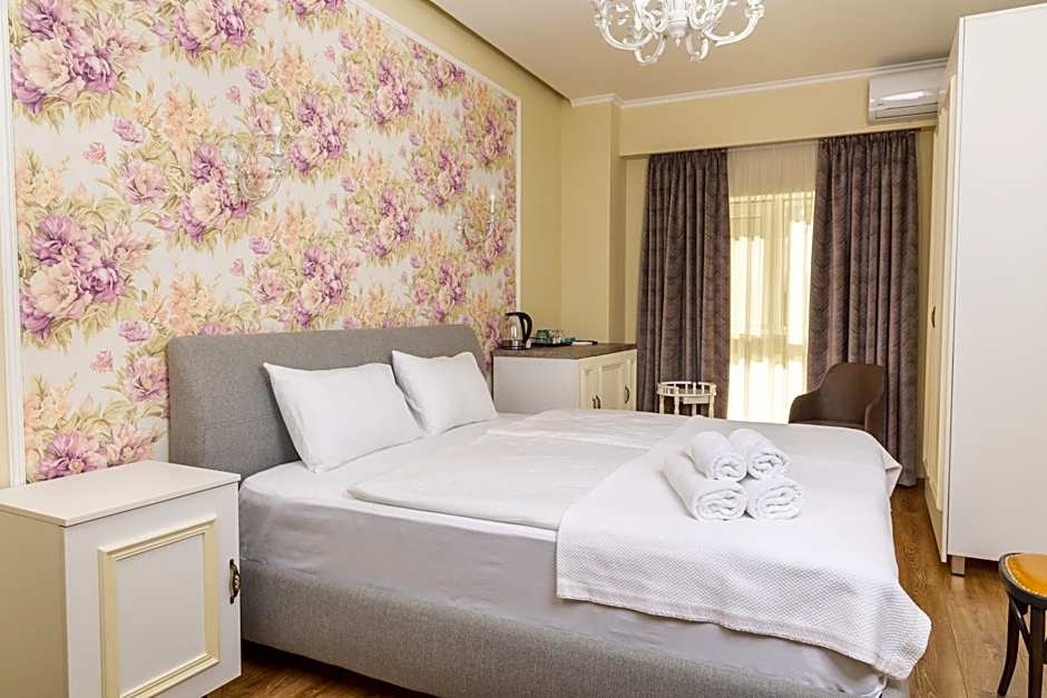 Rose Hotel Vake