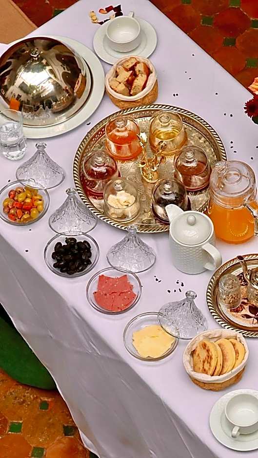 Riad ABBASSIA Marrakech - Authentic Medina Experience
