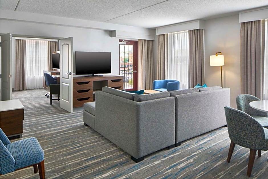 Hampton Inn By Hilton & Suites Saratoga Springs Downtown