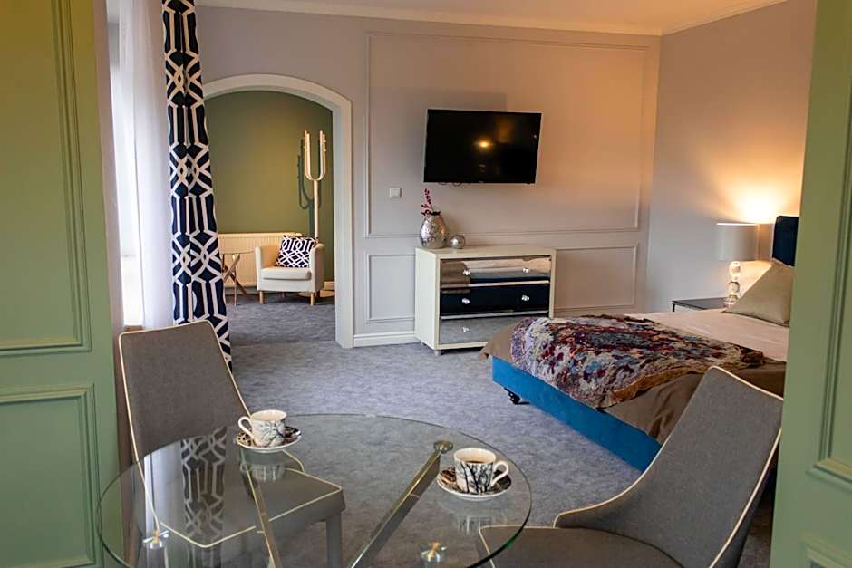 Rezydencja na Wzgórzu w zielonym sercu Łodzi przy Parku Krajobrazowym Ruda Wiilowa