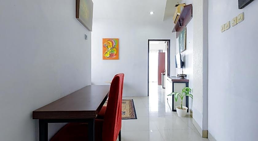 Urbanview SRB Near Mall Ciputra Cibubur