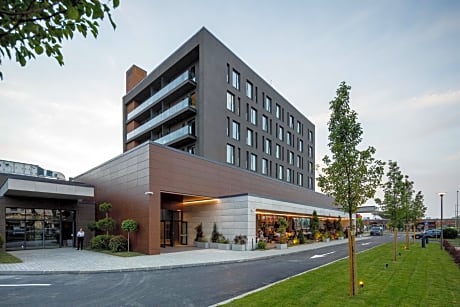 Qosmo Brasov Hotel