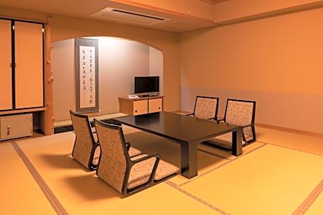 Executive Japanese Western Style Room with Open-Air Bath and Lake View