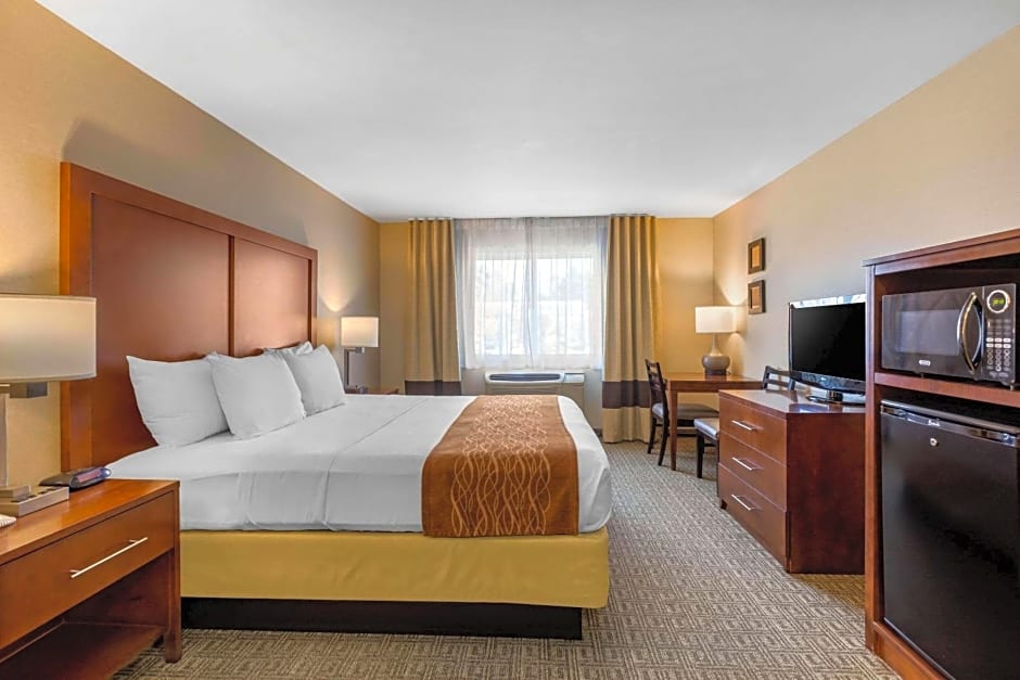 Comfort Inn & Suites Murrieta Temecula Wine Country