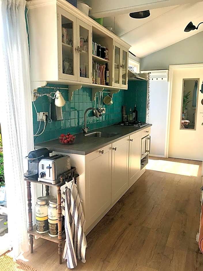 Rosa's zonnige huisje bij duinen bos en strand