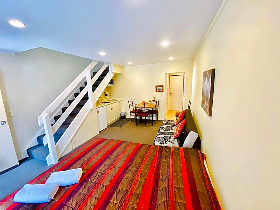 Baden Lodge Motel - PRIVATE SPA Bath