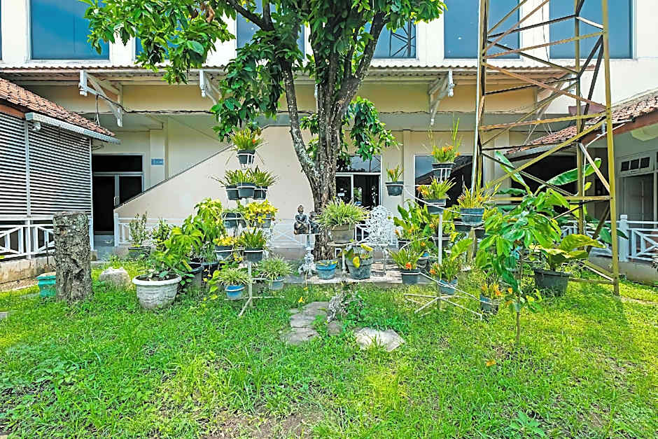 OYO 92454 Griya Raharja Guest House Syariah