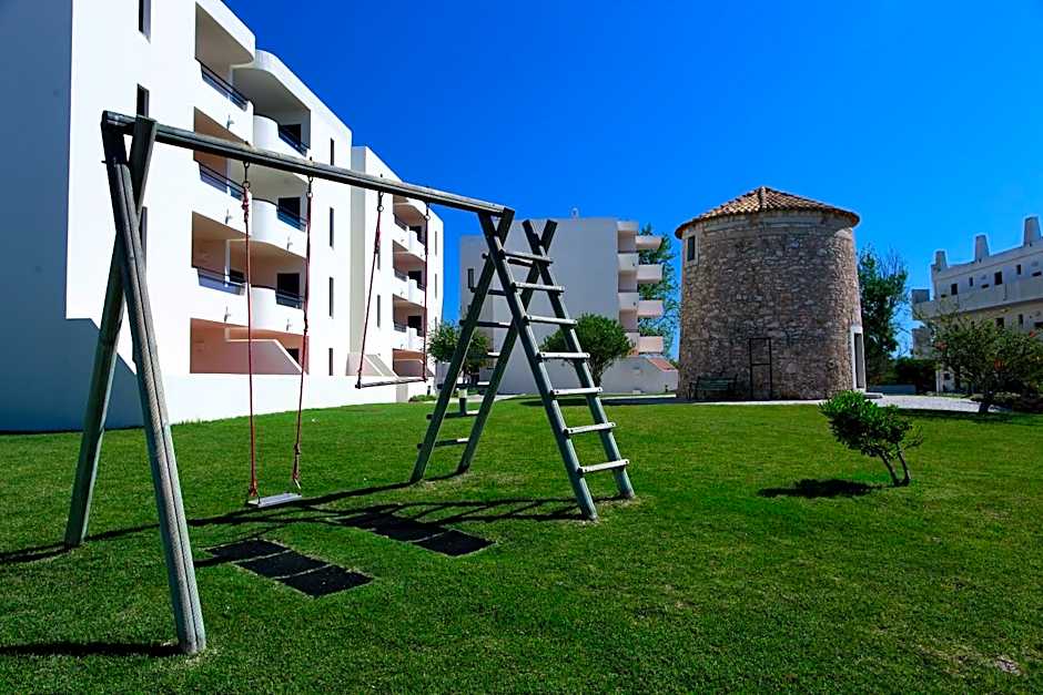 Albufeira Jardim by Umbral