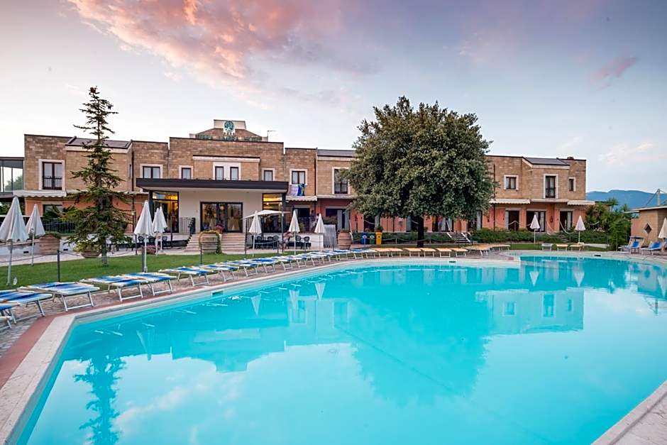Terra Umbra Hotel
