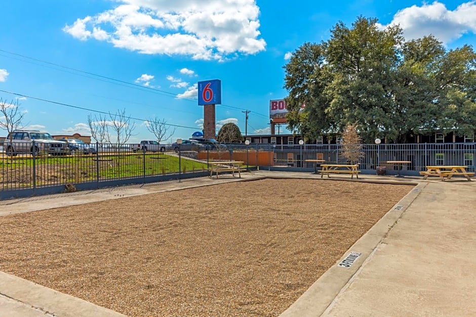 Motel 6-Temple, TX