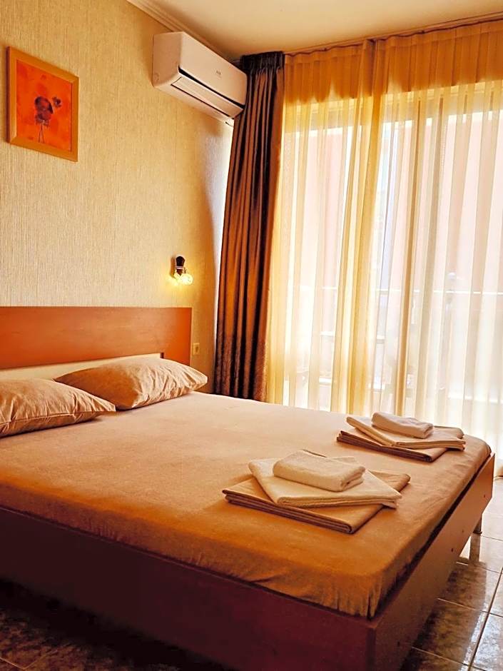 Къща за гости Карел