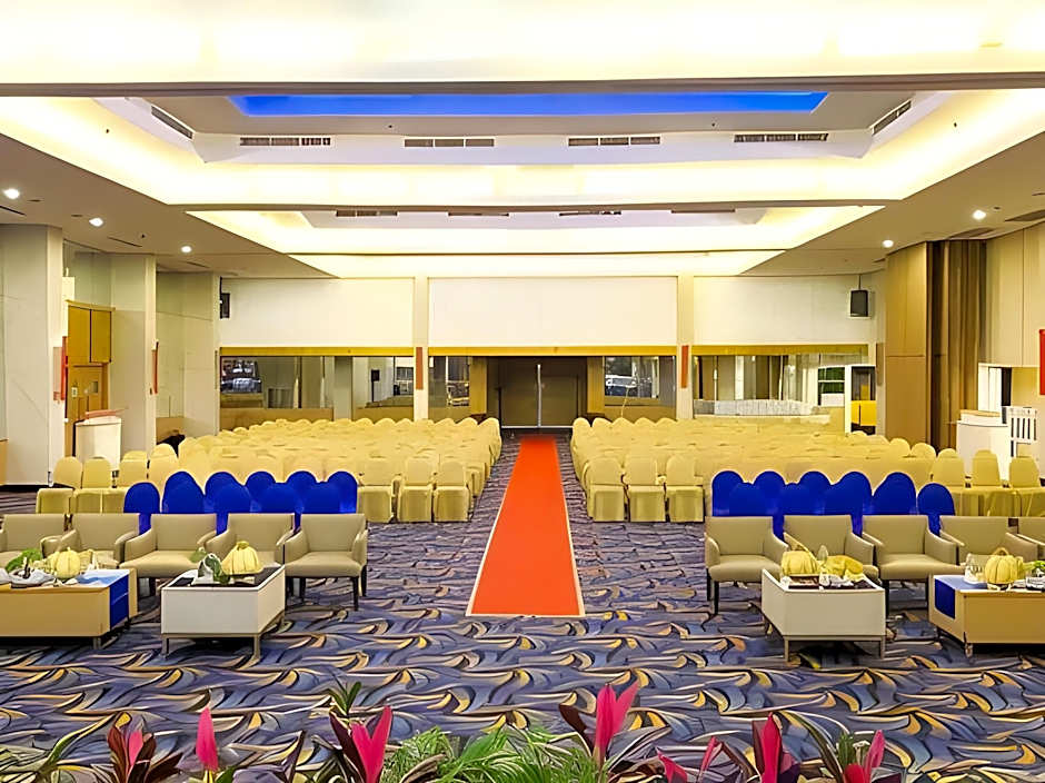 Horison Ultima Makassar
