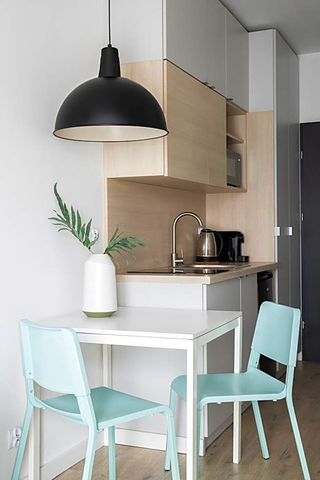 ADLER Room Suite