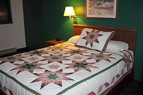 1 Queen Bed, Nonsmoking, Accessible