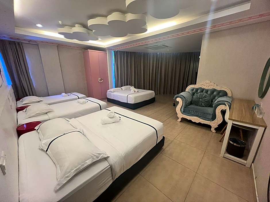 Smile Hotel Shah Alam ICity