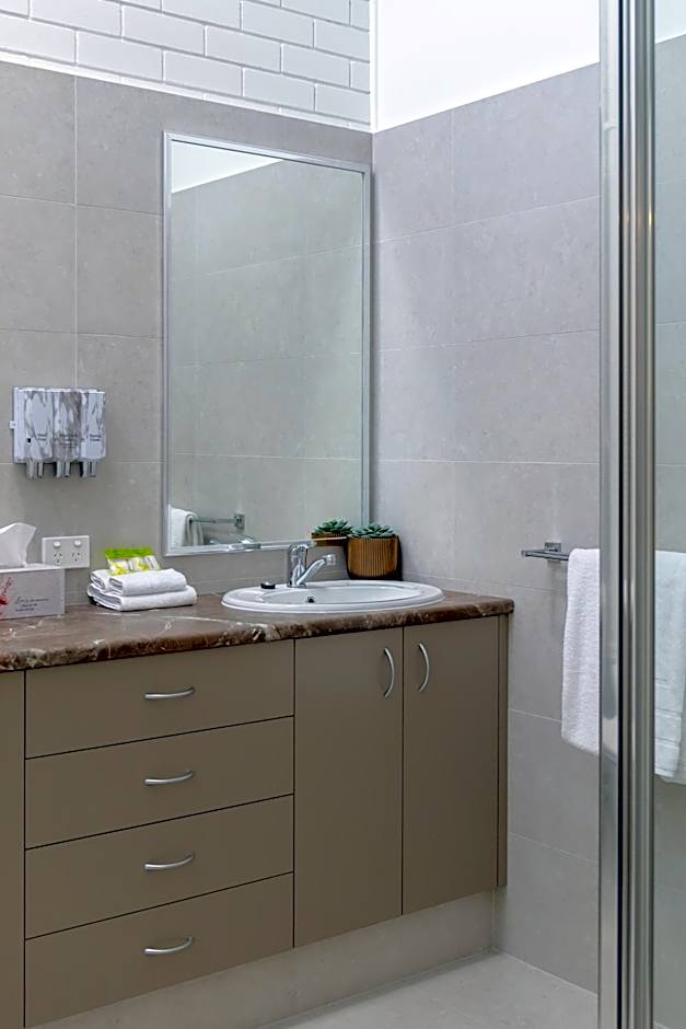 Villa Mirasol Motor Inn