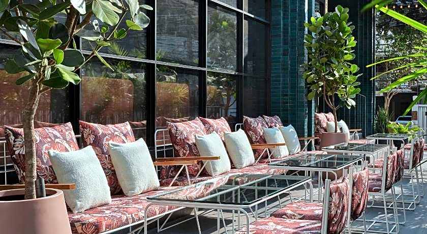 Public House Bangkok, a Member of Design Hotels